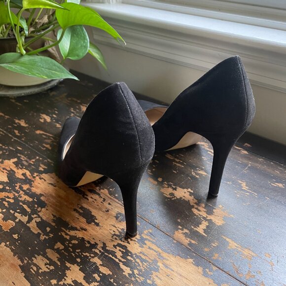 Size 9 Saks Fifth Avenue Pointed Toe Black Suede Stilettos - Picture 4 of 10